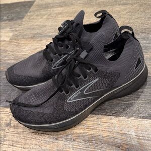 Brooks Black Levitate Athletic Shoes